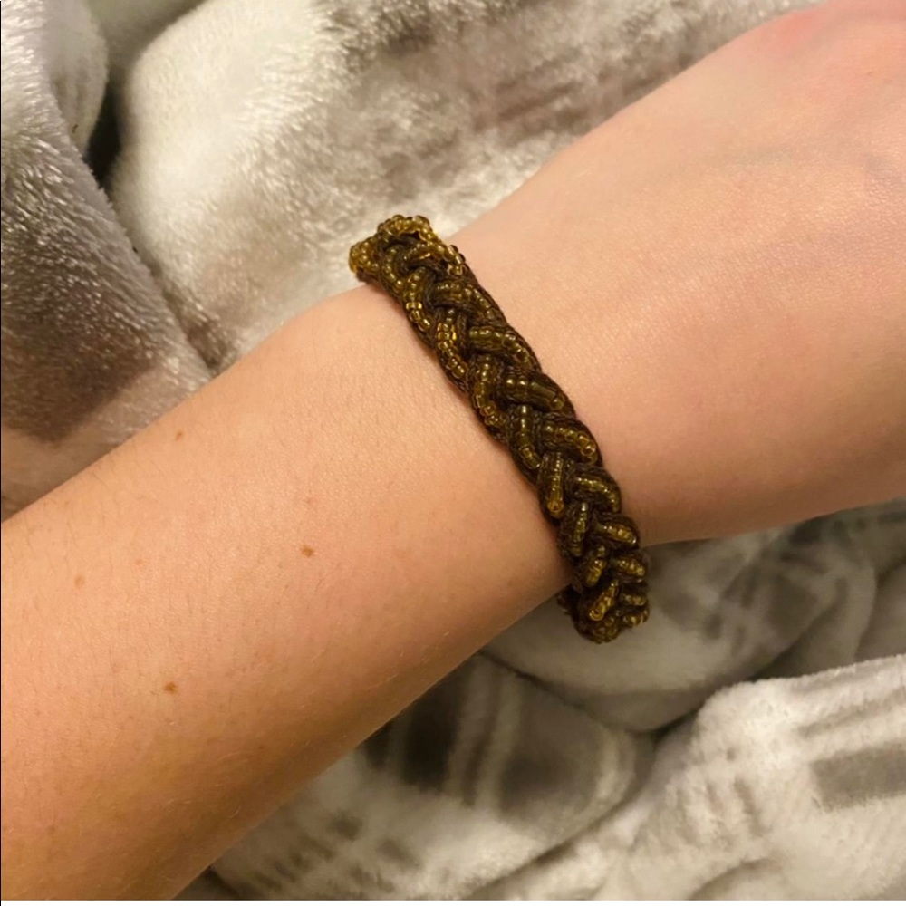 ADJUSTABLE BRACELET